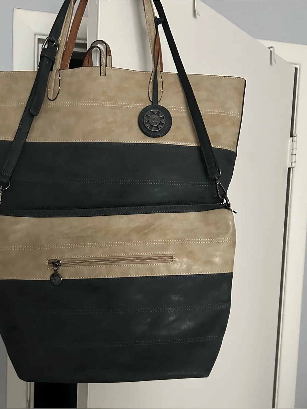 Sydney Love tote/bag set